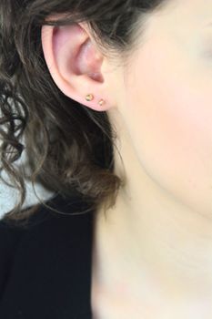 Kolczyki złote 333 kulki 3 mm diamentowane – sztyfty (2).jpg